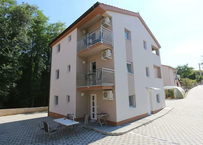 Apartments Maric-Hlapa